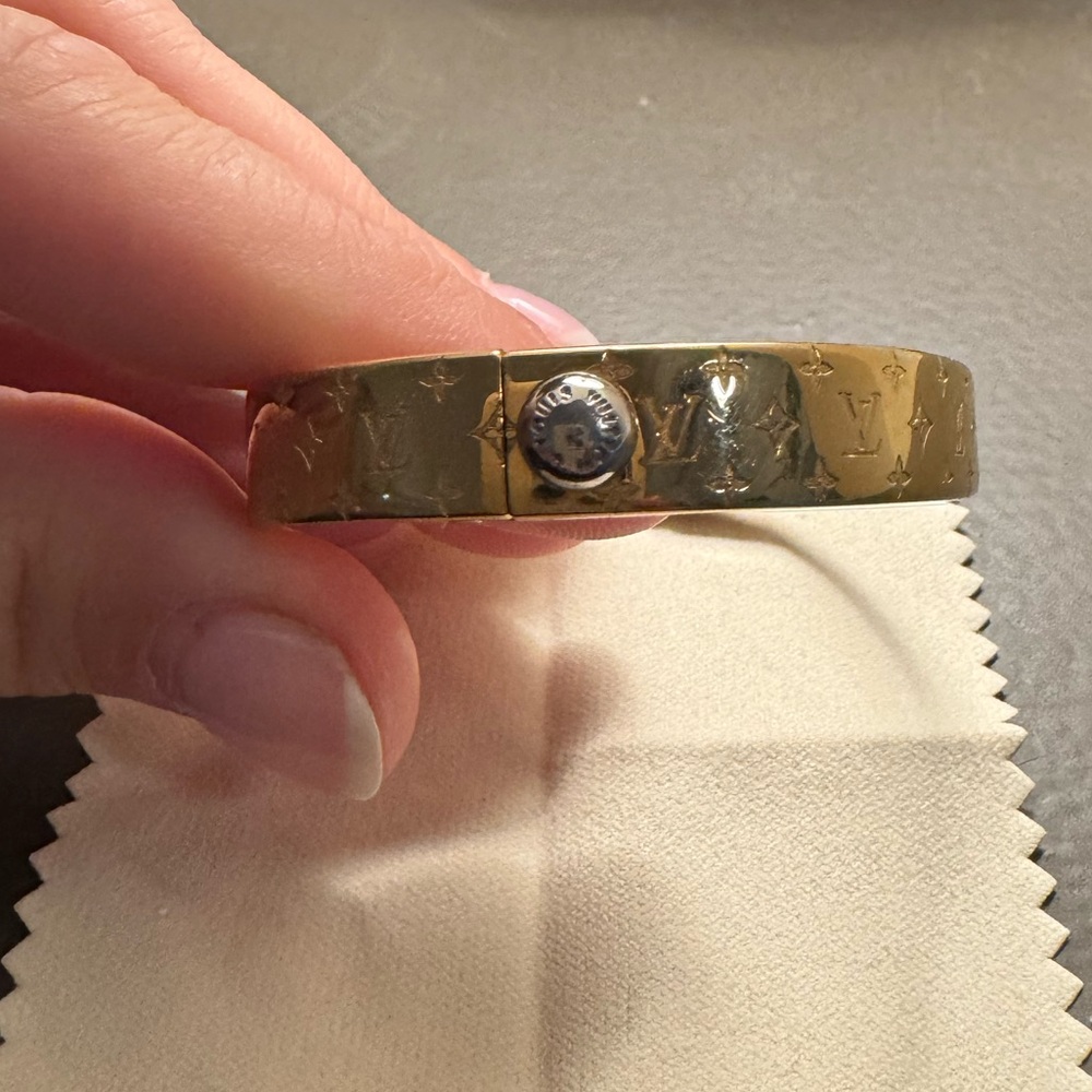 Louis Vuitton Nanogram Cuff - Picture 2 of 3